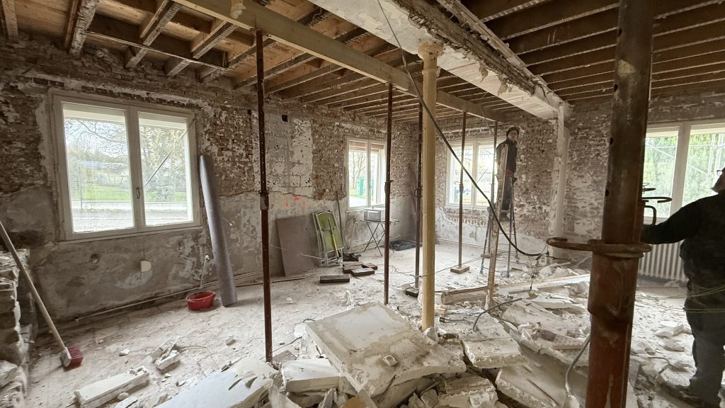 budget renovation 100m2
